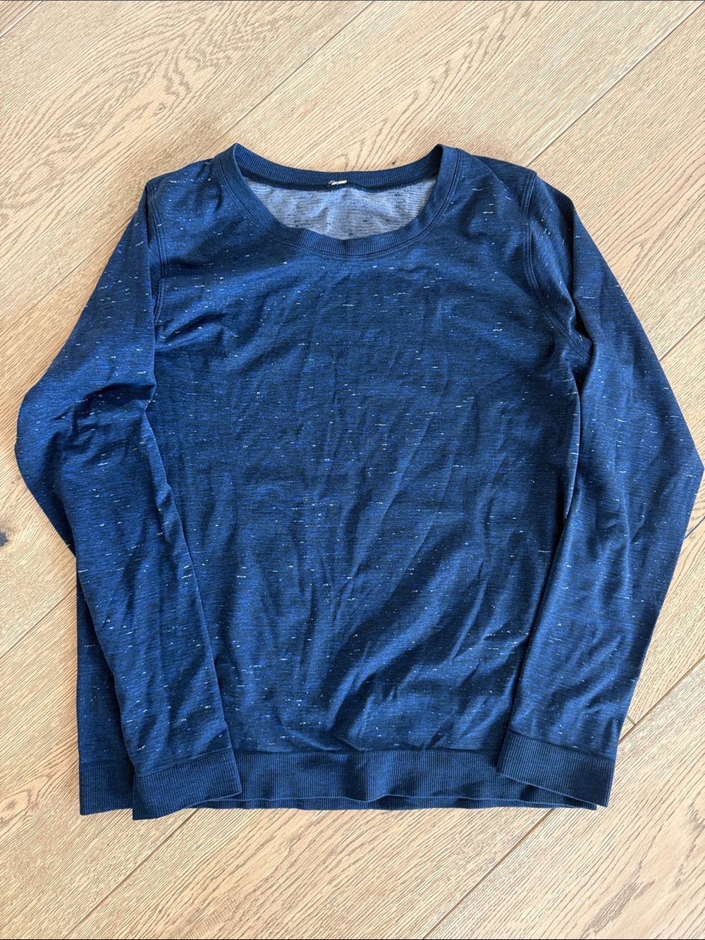 Lululemon Swiftly Relaxed fit Dark Navy Speckled Long Sleeve size 10